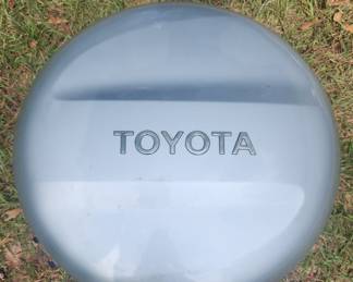 Toyota Rav 4 wheel cover