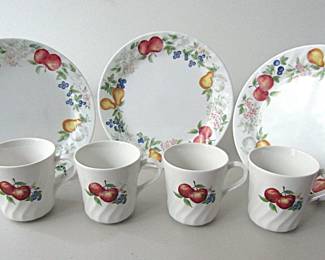 7 Pieces Of Corelle Dishware in Chutney pattern (2001-2018)