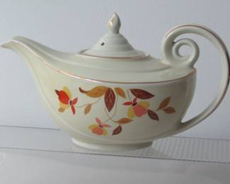 Hall Autumn Leaf Aladdin Teapot