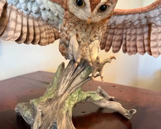 20th Century Boehm Porcelain Studio Screech Owl, Edition #40132, 14 x 21 in