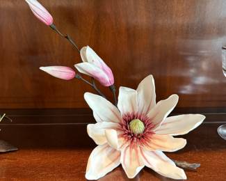 20th Century Boehm Porcelain Studio Magnolia, 9in  