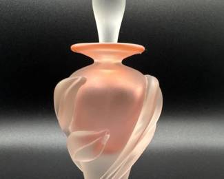 120 WilliamGlasnerEtchedLeafFrostedGlassPerfumeBottle1985Signed