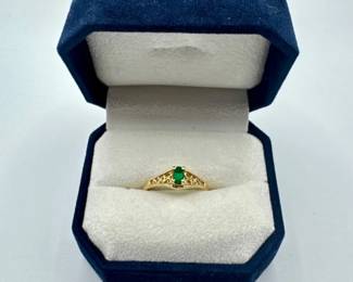 53 14KGoldVictorianStyleRingw3x5mmTsavoriteGarnet258g