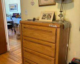 Oak Chest of Drawers