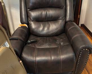 Electric Leather Lift Recliner