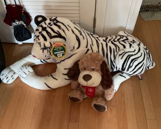 Stuffed Tiger and bear 