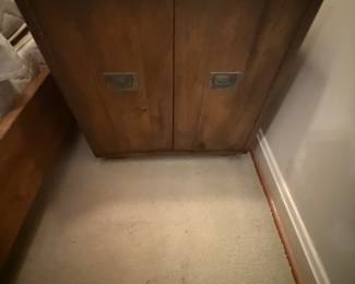 Henredon Circa 76 nite stand 21.75” H x 22” L x 19” D