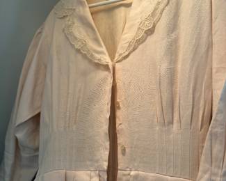 Ellen Tracy Dressing Gown 