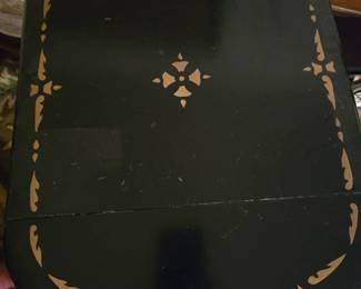 Small drop leaf table