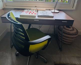 Contemporary desk