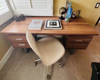 Contemporary desk 