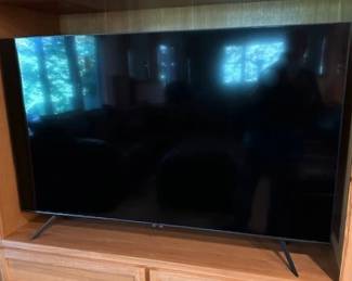 Samsung 4k 58" 120Hz television.