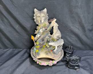 Table Top Wolf Fountain with Pump Animal Decor