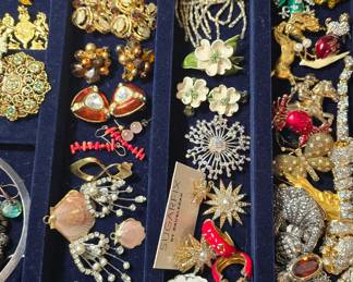 costume jewelry