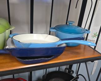 Enamel cookware
