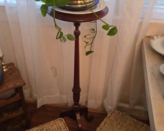 Plant stand