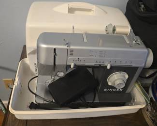 Singer Sewing Machine