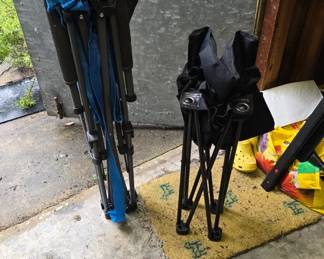 Folding camp chairs