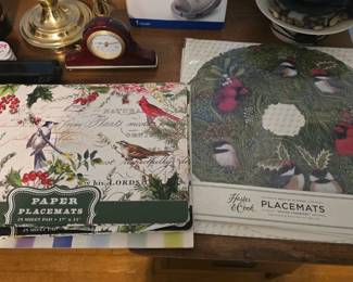 Paper placemats