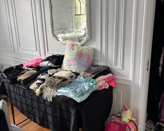 Mens and Womens Clothing, Shoes, Boots, Costumes