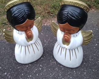 Blow mold angels