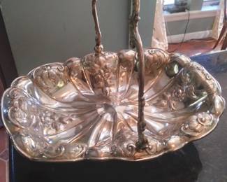 Quality sheffield plate handled basket