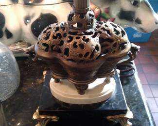 Vintage asain censor lamp
