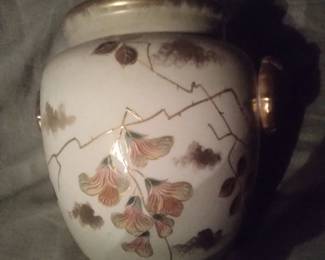 Royal bonn urn