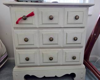 Pr of white nightstands