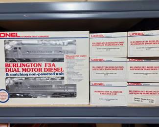 Lionel Burlington Passenger Cars