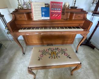 Janssen piano