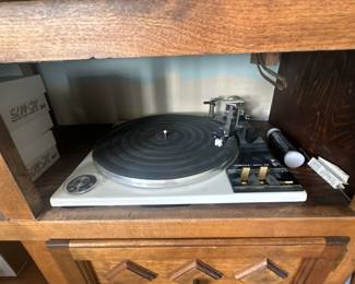 Turntable