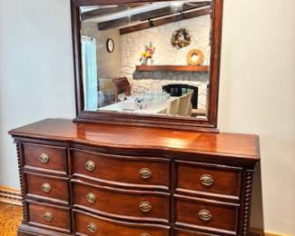 Dresser w/ Mirror