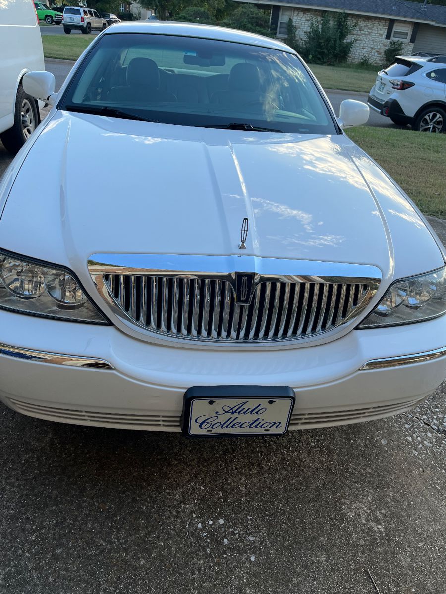 2006 Lincoln Town Car