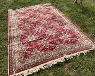 Large Turkish hand tied rug 