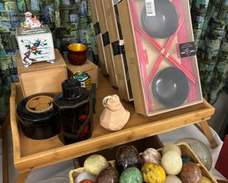 Vintage Asian collectibles 