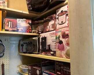 New in box kitchen items 