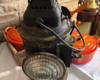 Railroad lantern adlake 