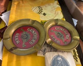 Advertising ashtrays Gunther’s 