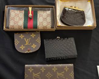 Louis Vuitton wallets Gucci wallets