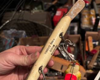 Large fishing lure 