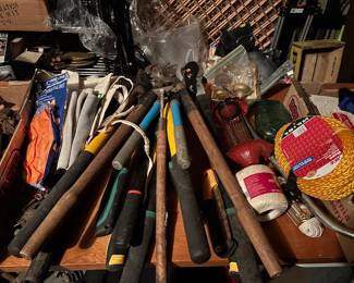 Yard tools 