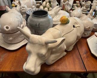 Huge majolica cow soup tureen ( as is) 