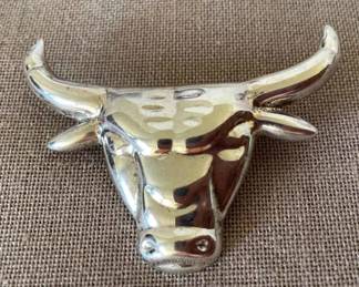 004 925 Silver Longhorn Pin