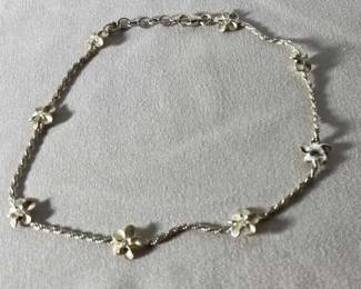 925 Stamped Flower Design With Diamond Like Stone Bracelet
