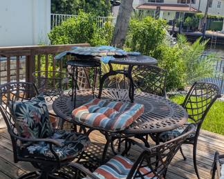High end cast metal outdoor set 