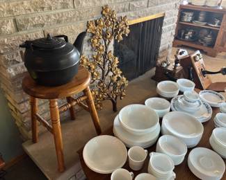 Cast Iron pot & tree decor