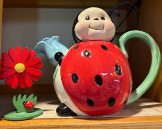 Ladybug teapot