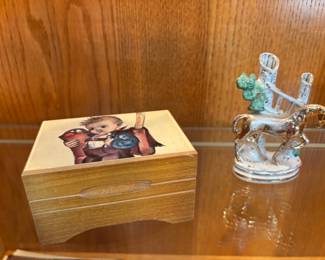 Hummel music box