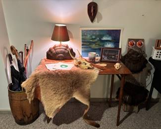 Mushroom lamp, hide, umbrellas, walking sticks, additional mounted tails